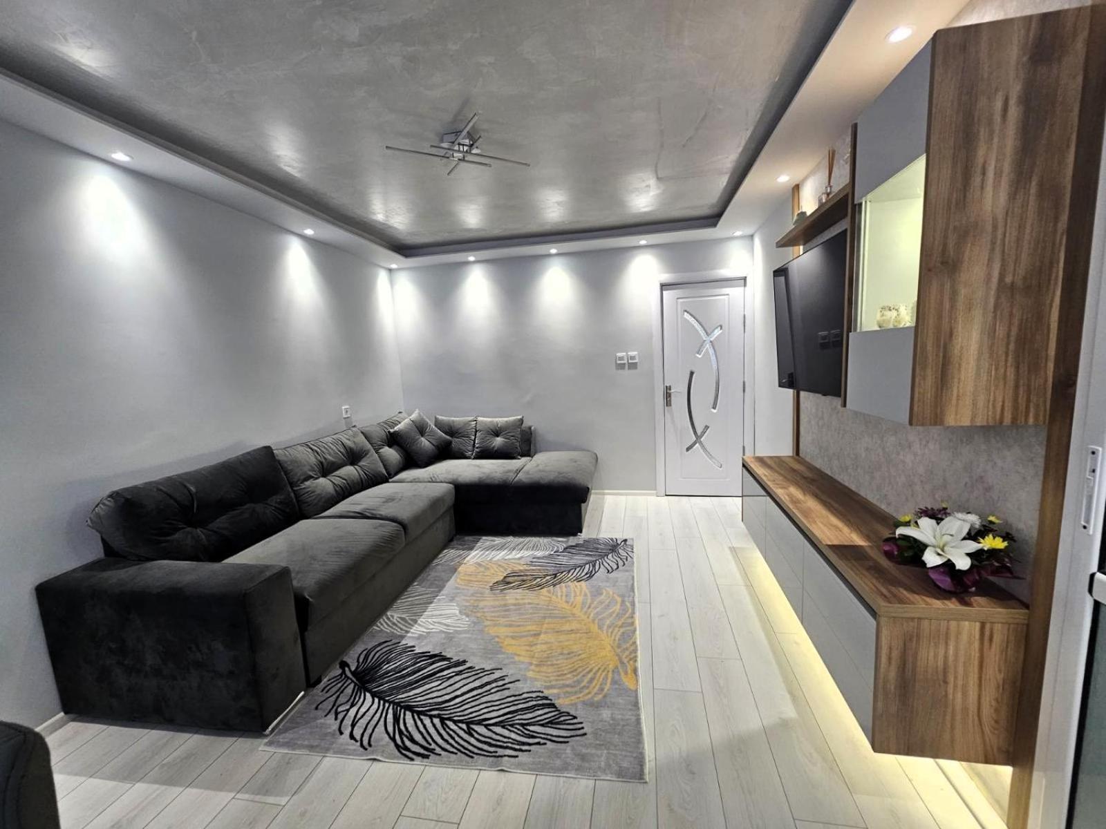 Apartment Bohemi With Free Parking Burgas Bagian luar foto