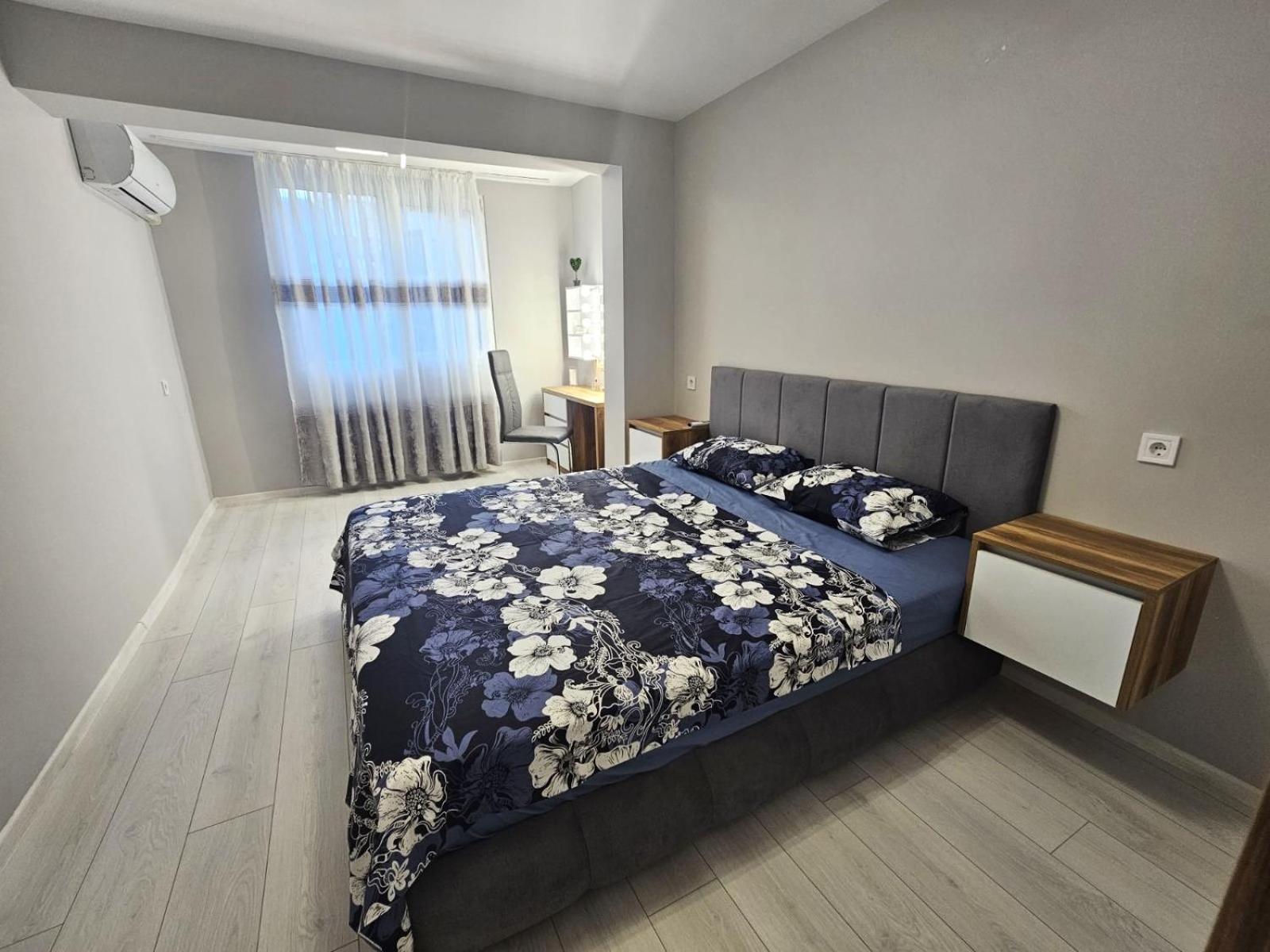 Apartment Bohemi With Free Parking Burgas Bagian luar foto